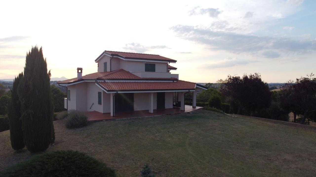 La Casa De Anto' Apartment Torre San Patrizio Luaran gambar